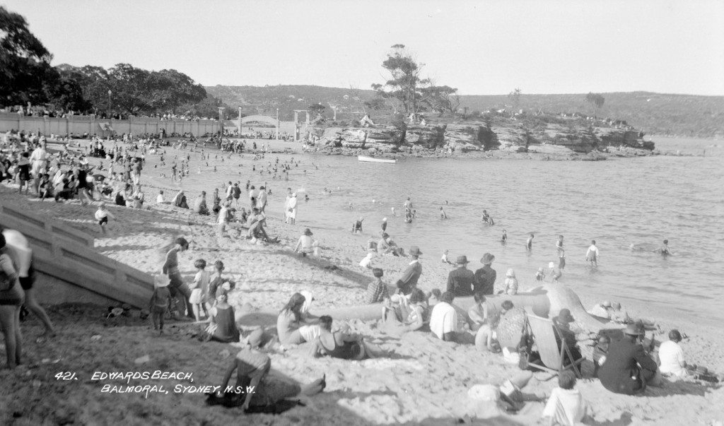 Balmoral Beach 1929, Samuel Wood. Public domain.